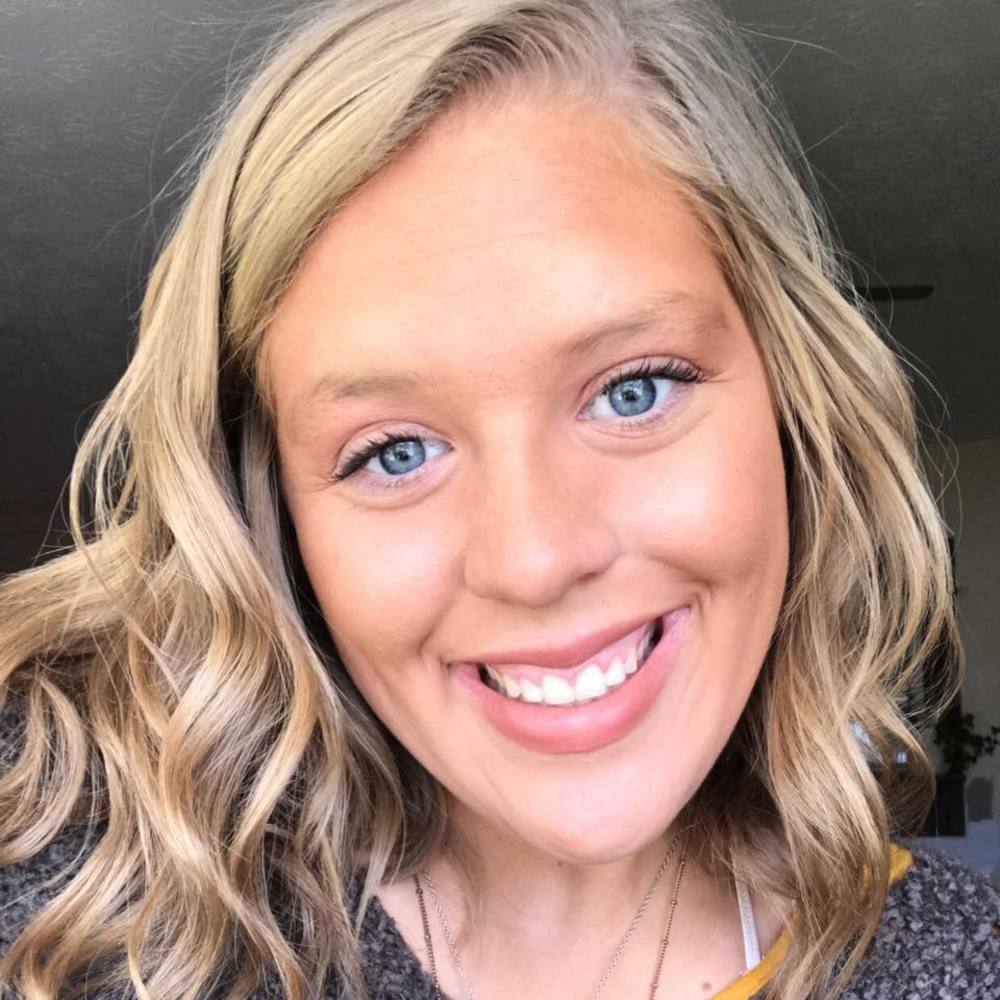 Meet your Posher, Emilee